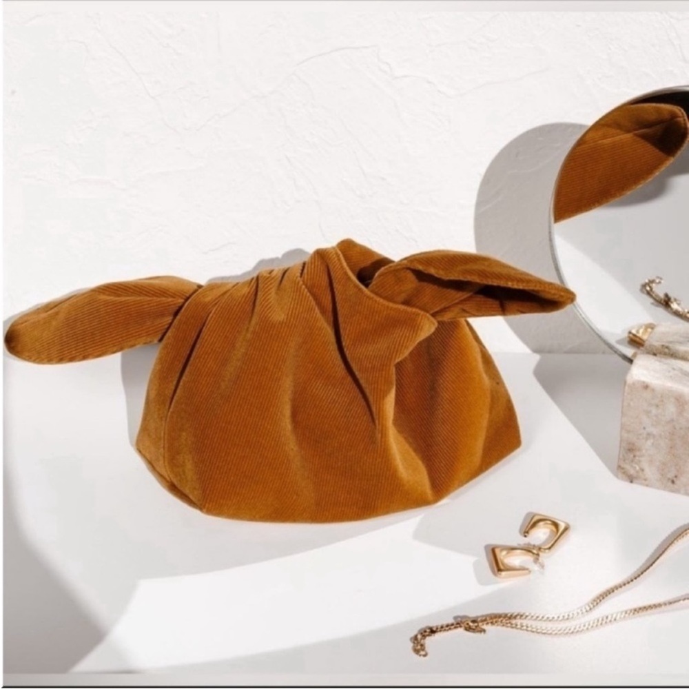 Merit Corduroy Beauty Bag .